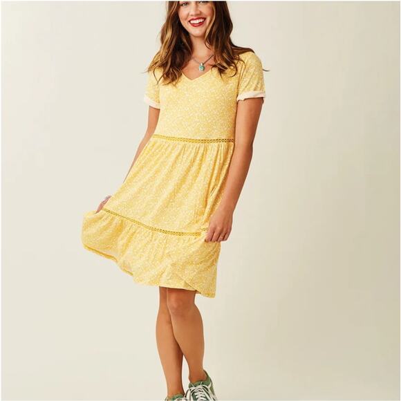 Carve Designs Yellow Floral Dress - Picture 1 of 15